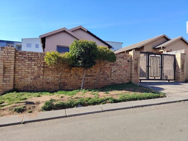 2 Bedroom House