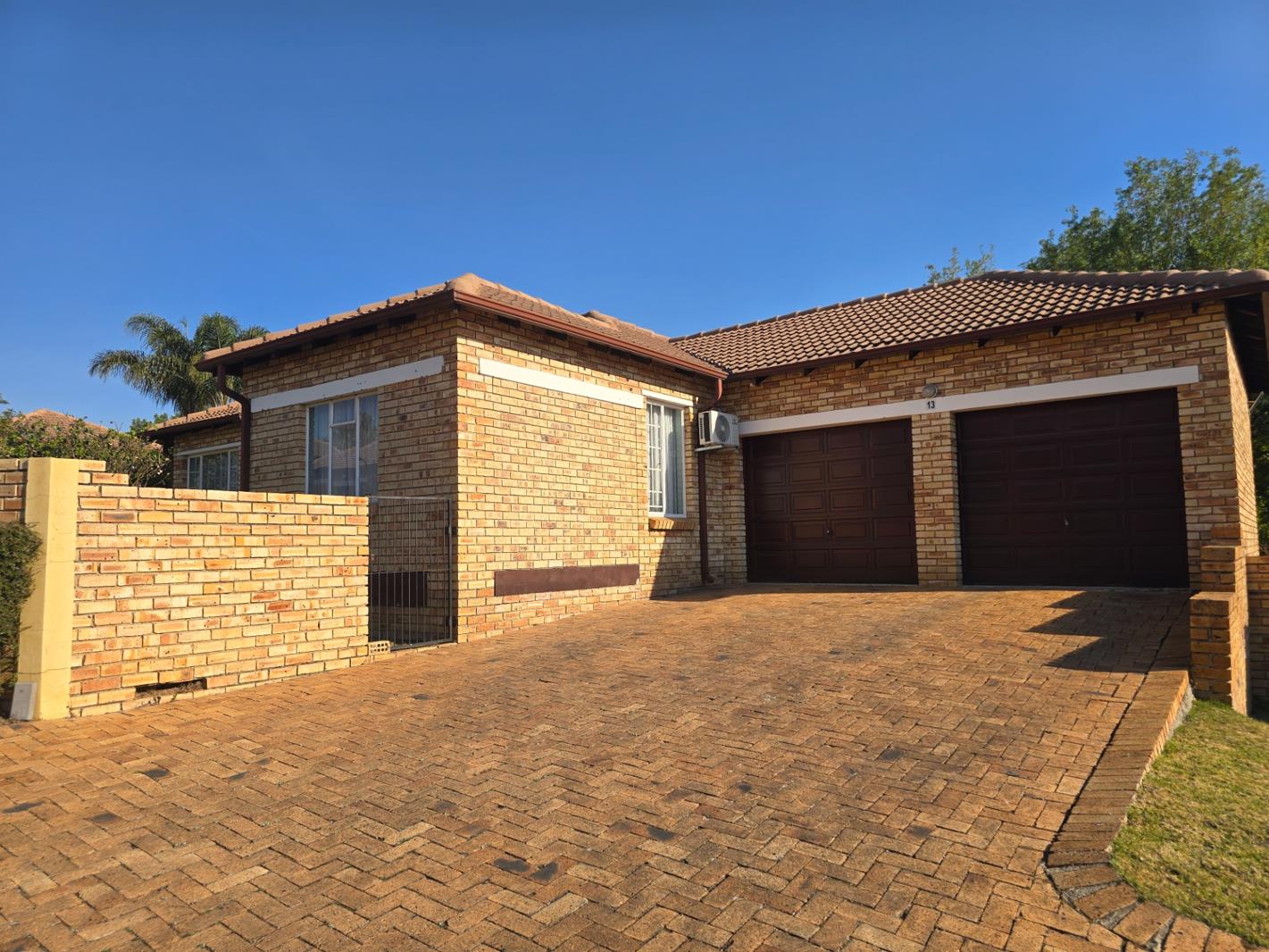 3 Bedroom Townhouse in Kyalami Hills