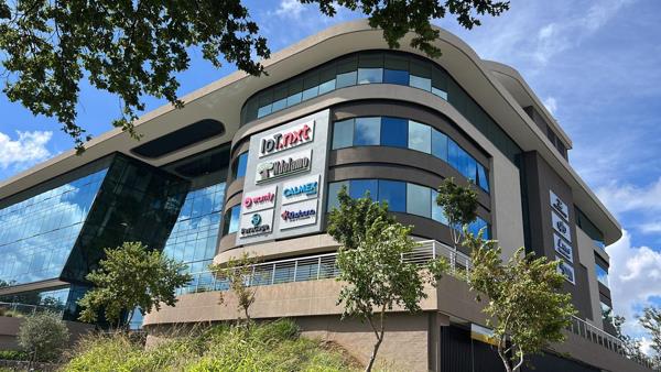 1 931 m² Commercial space