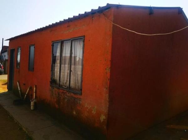 2 Bedroom House