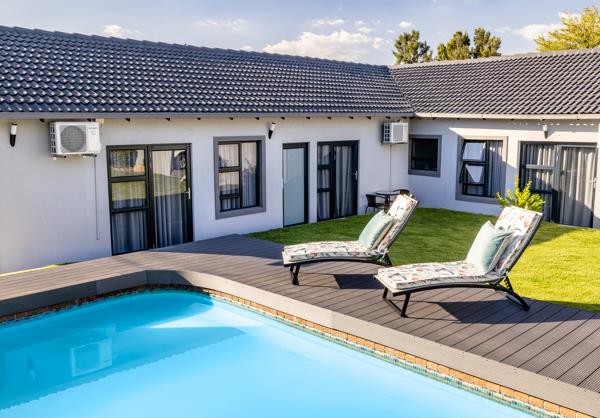 8 Bedroom House