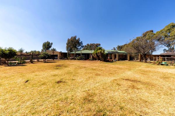 1.1 ha Smallholding