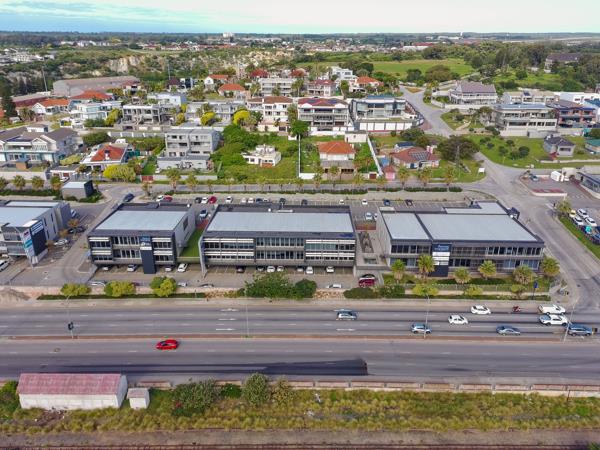 324 m² Commercial space