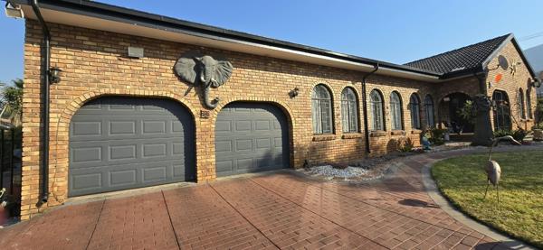 5 Bedroom House