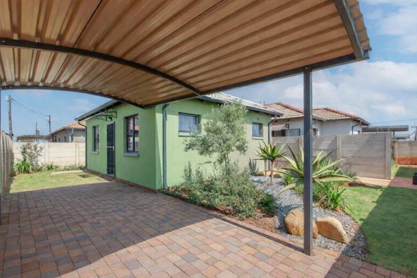 2 Bedroom House
