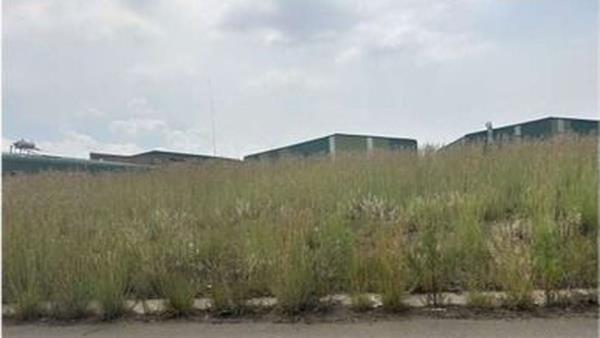 1 500 m² Land
