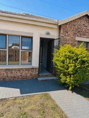 3 Bedroom Townhouse