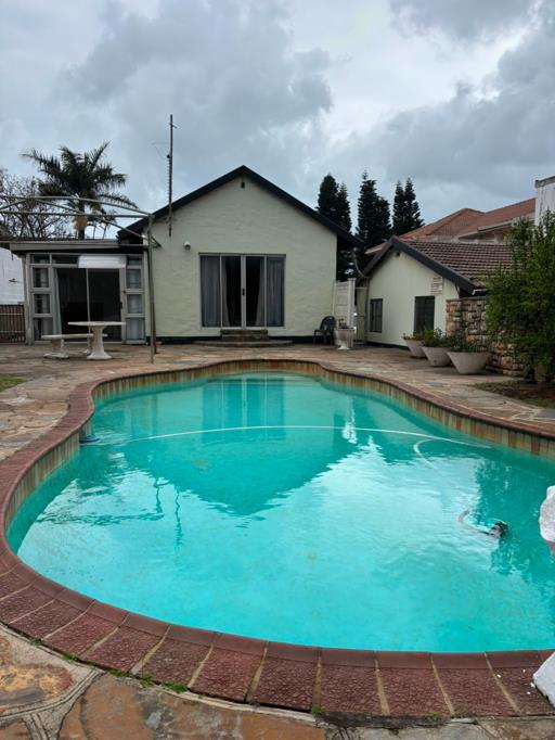 7 Bedroom House