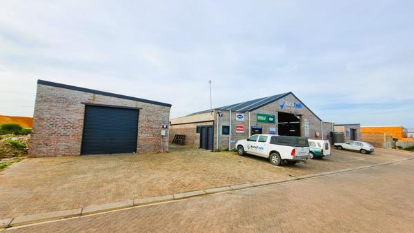 1 072 m² Industrial space