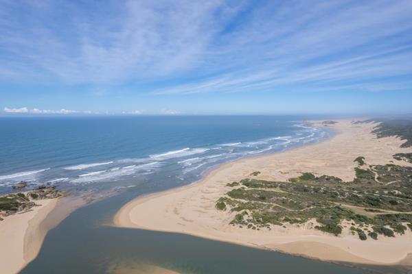 750 m² Land