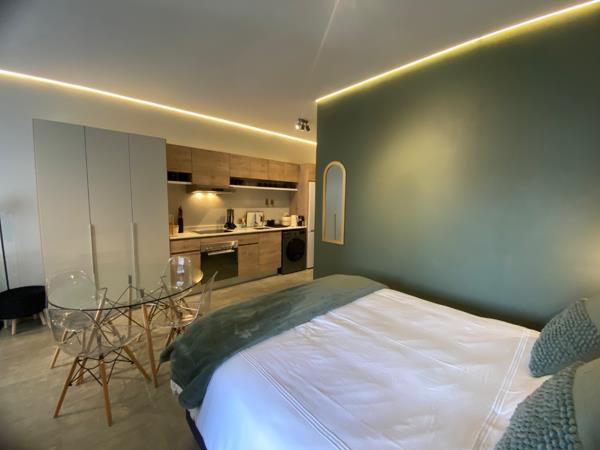1 Bedroom Apartment