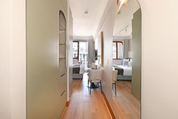 Studio Apartment