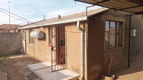 2 Bedroom House