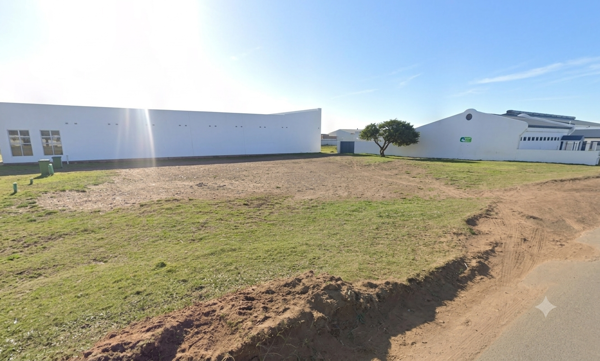 1 108 m² Land