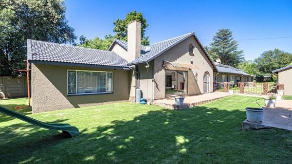 5 Bedroom House