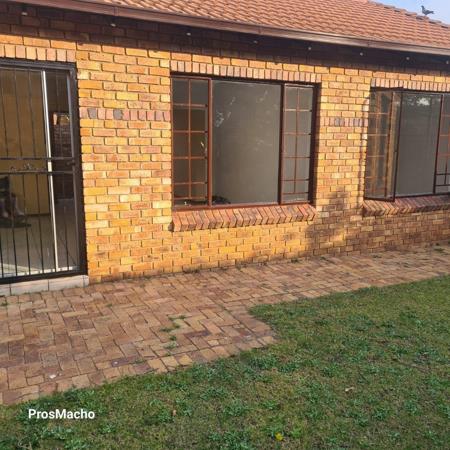 2 Bedroom Townhouse