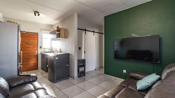 2 Bedroom Apartment