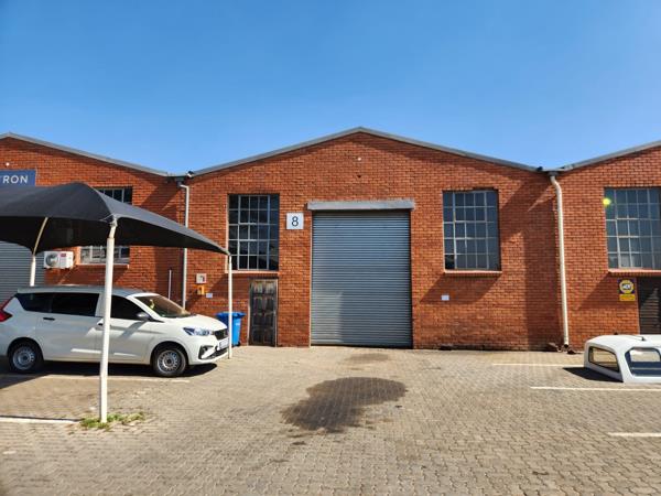 330 m² Industrial space
