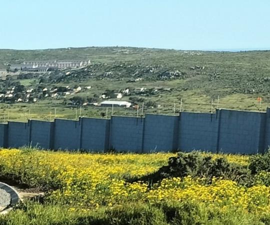 644 m² Land