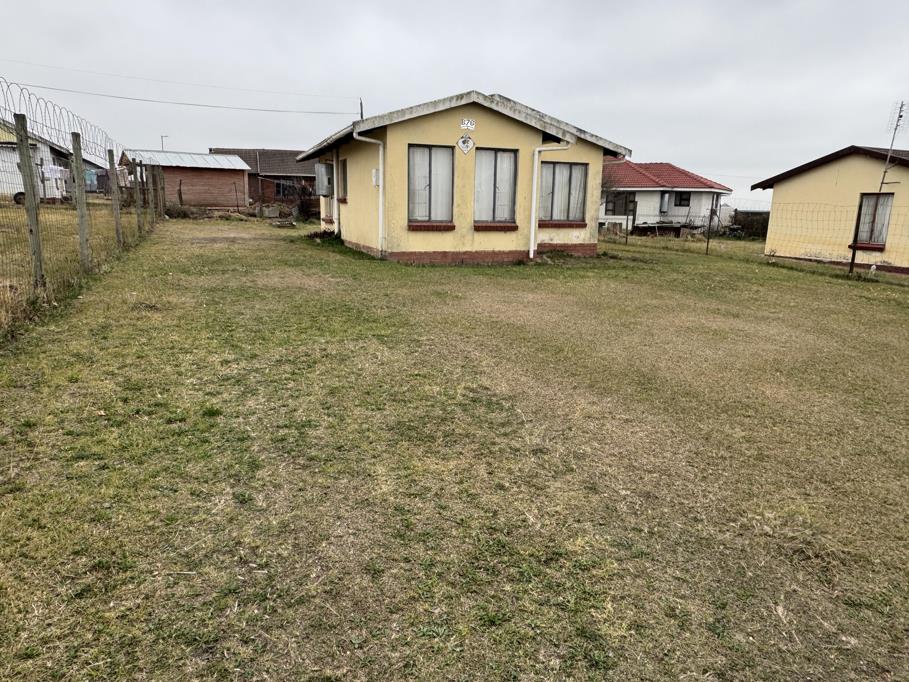 2 Bedroom House