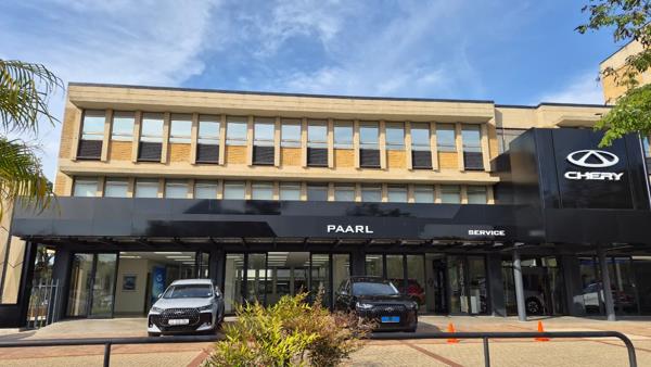210 m² Commercial space