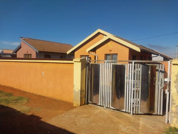 2 Bedroom House