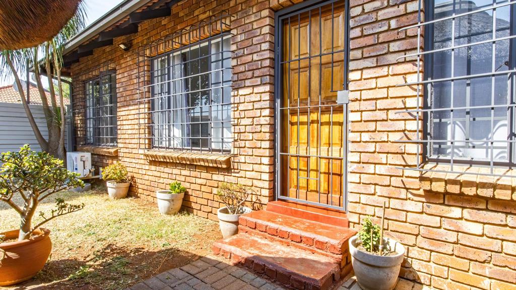 2 Bedroom Simplex