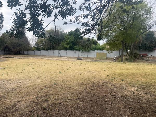 1 910 m² Land