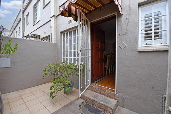 4 Bedroom Townhouse