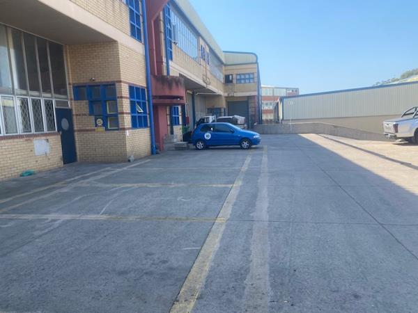 630 m² Industrial space
