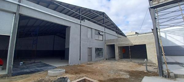 794 m² Industrial space