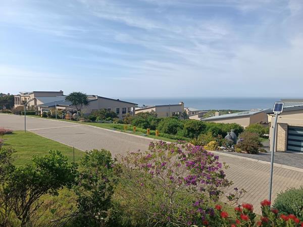 371 m² Land