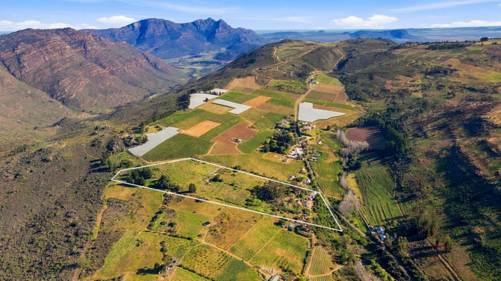 7.8 ha Farm
