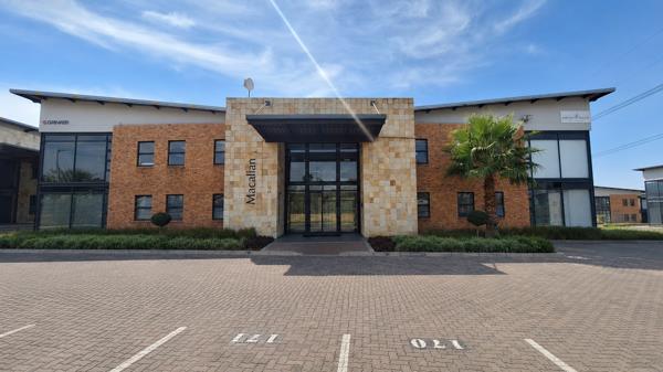 472 m² Commercial space