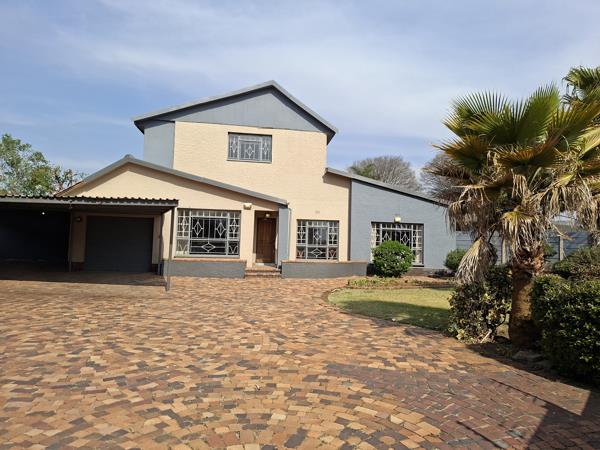 5 Bedroom House