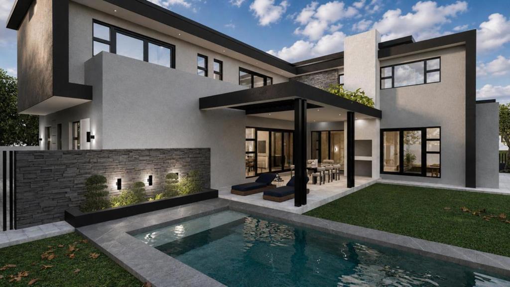 5 Bedroom House
