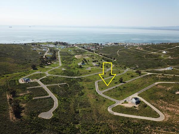 400 m² Land