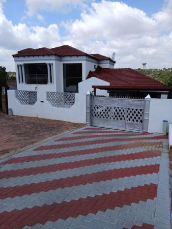 5 Bedroom House