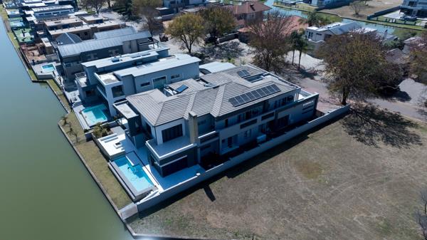 6 Bedroom House