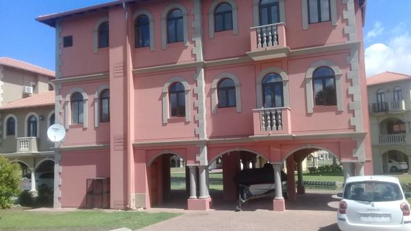 7 Bedroom House
