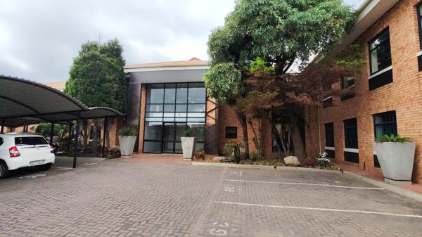 309 m² Office Space