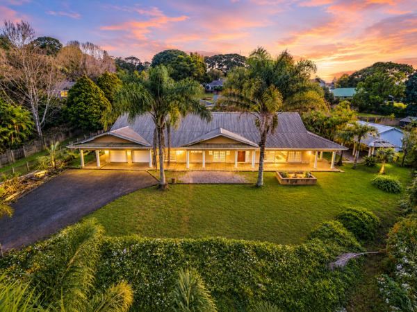 5 Bedroom House