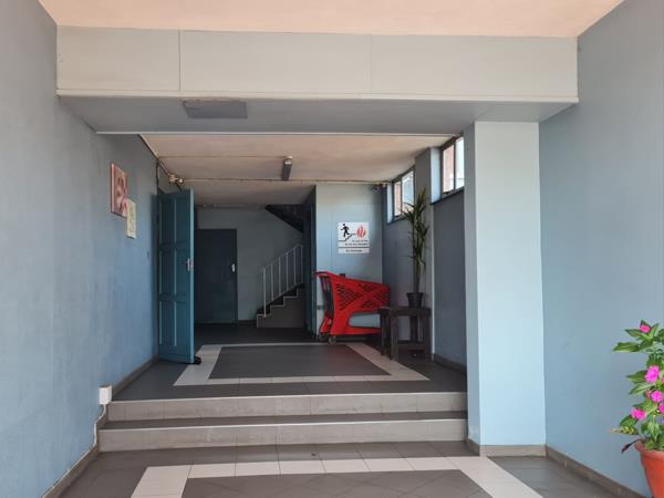 2 Bedroom Flat