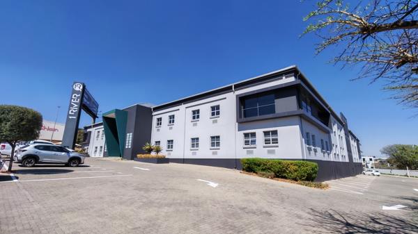 586 m² Commercial space