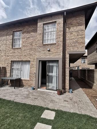 3 Bedroom Townhouse