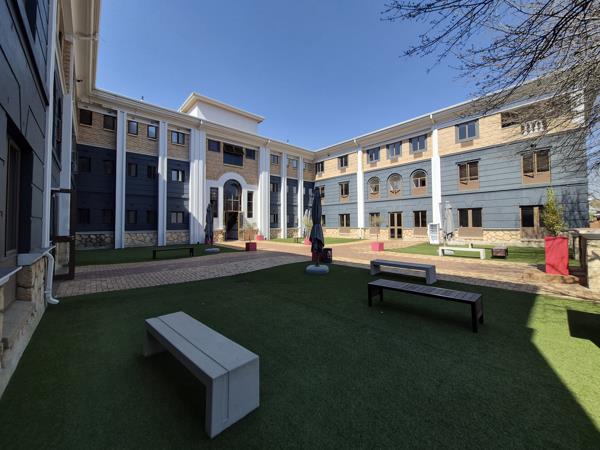 203 m² Commercial space