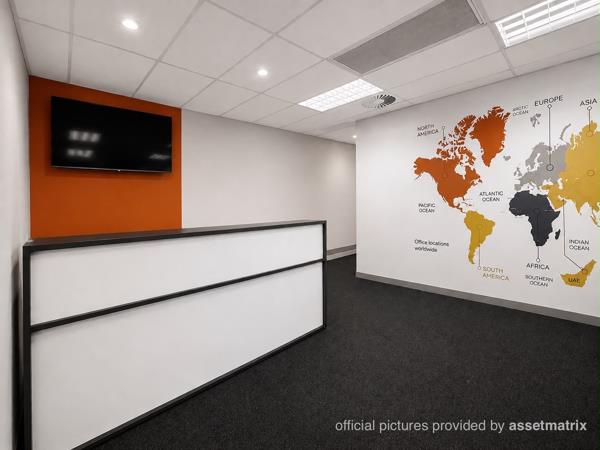 762 m² Commercial space
