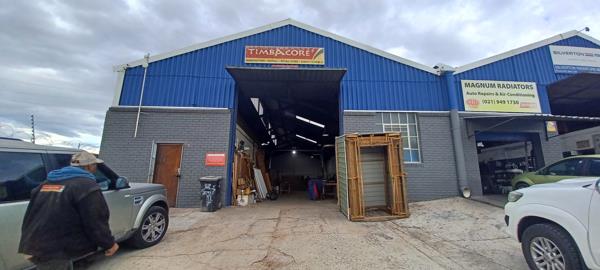 425 m² Industrial space