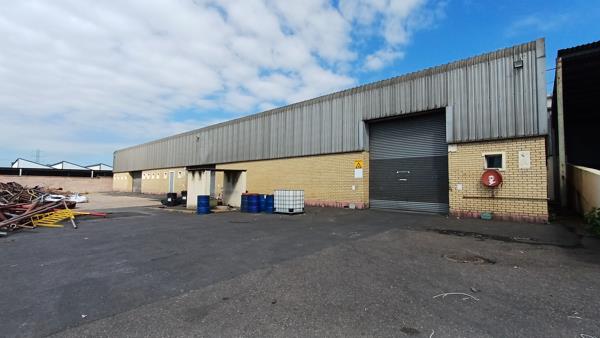11 900 m² Industrial space