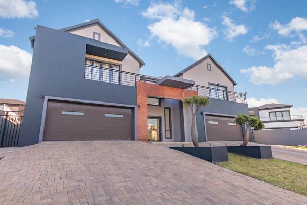 6 Bedroom House